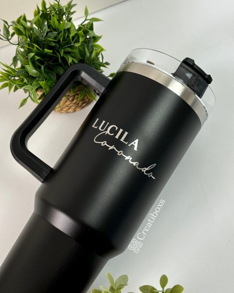 termo 40oz negro regalo personalizado en grabado laser con nombre cumpleaños