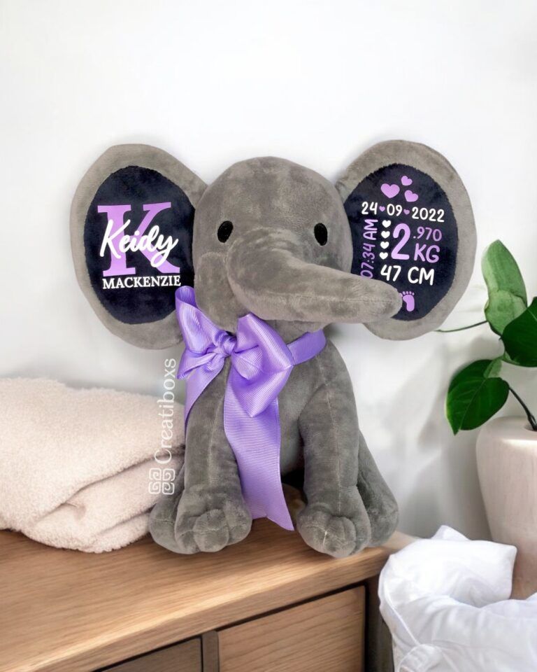 Elefante de peluche con liston morado personalizado regalo para bebe