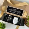 regalo personalizado para peticion de padrinos con dos termos vinero de 12 oz dentro de una caja en color negro y blanco ambos con grabado laser nombres y palabras padrino y madrina
