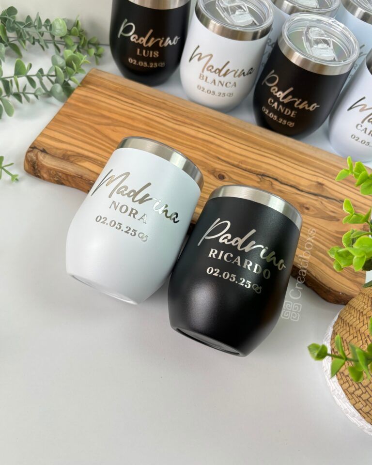 dos termos vineros de 12 oz personalizados para padrinos de boda uno color negro y otro color blanco