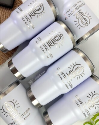 Seis termos blancos personalizados para regalo corporativo con logo y un diseño de bombilla, perfectos para regalar.