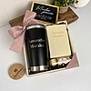 Kit regalo personalizado termo 590ml y mini libreta con chocolates y tarjeta, todo personalizado para Samantha Morales.