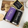 Kit para padrinos dos termos 590ml (uno morado y uno negro), en caja de regalo con listón dorado, tarjeta y base.